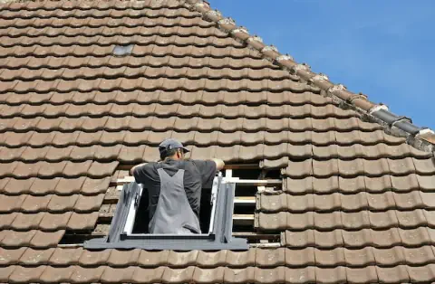 Pose de velux - Saint-Prouant